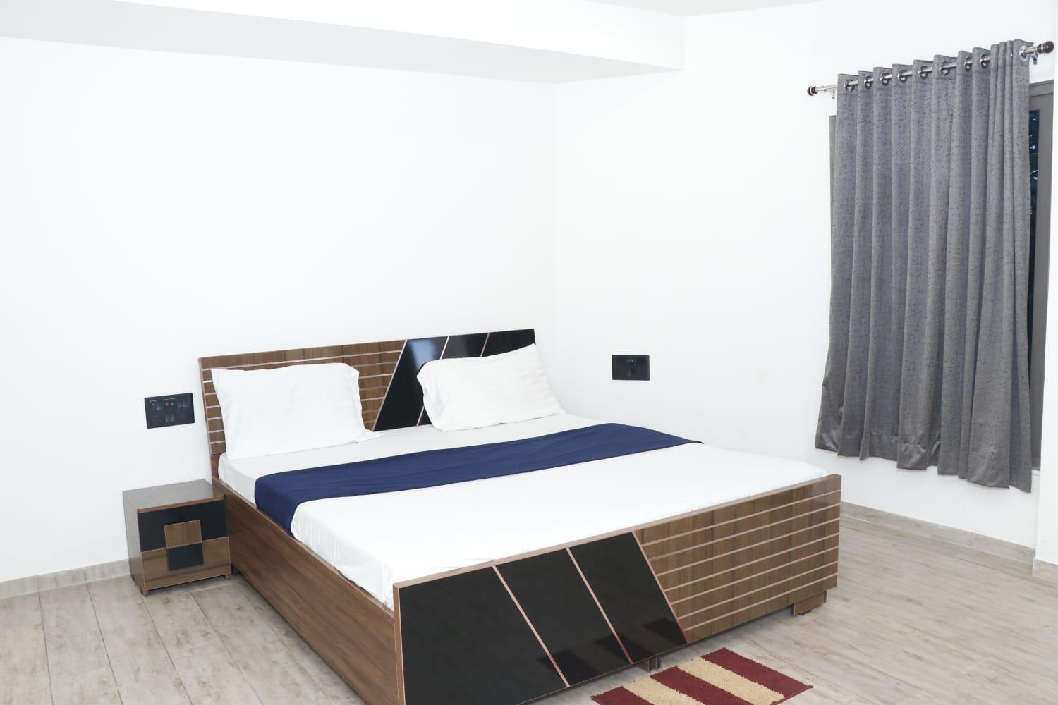 Vits Roccia Hill Resort And Adventure Park, Navapur Songadh Exterior foto