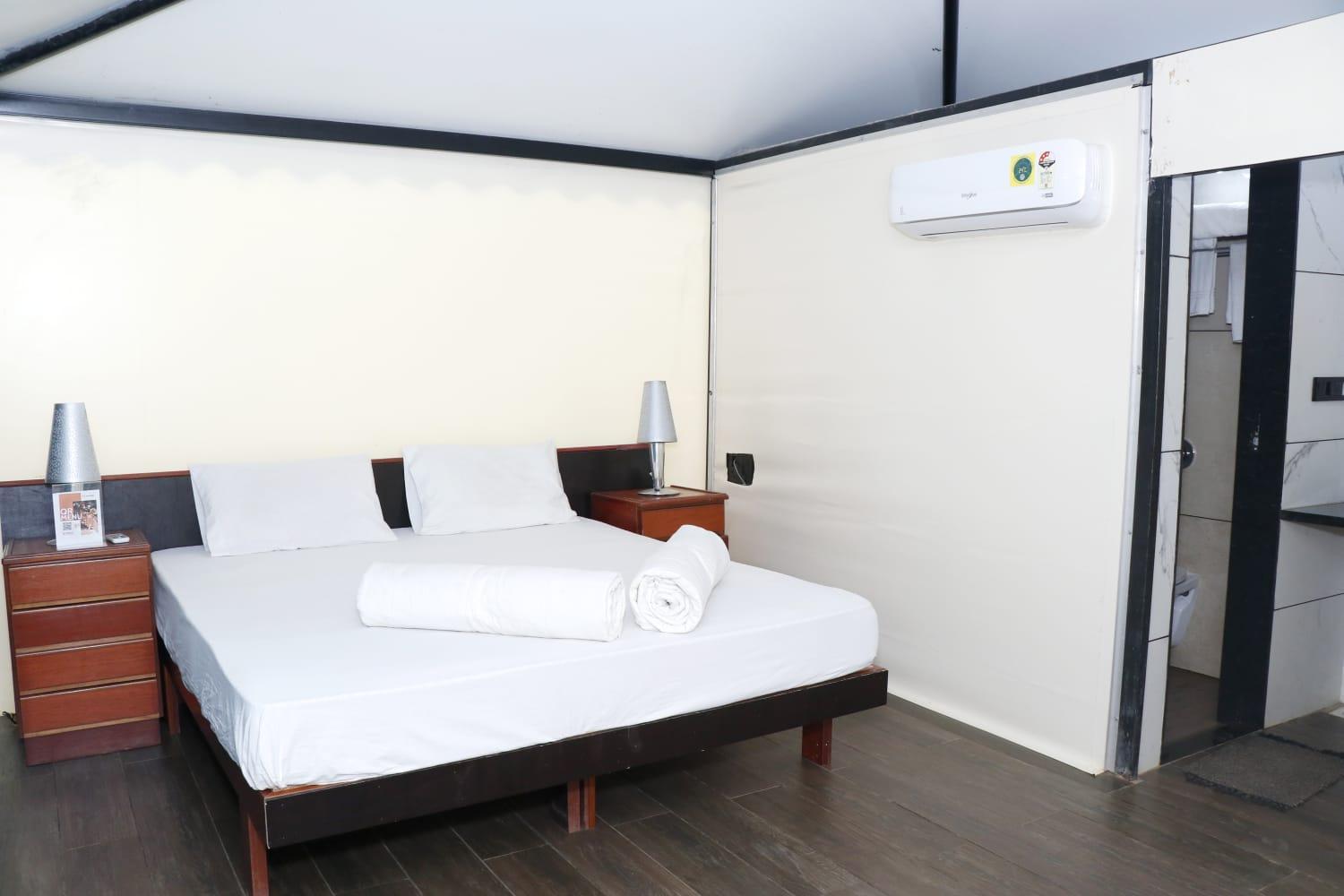 Vits Roccia Hill Resort And Adventure Park, Navapur Songadh Exterior foto