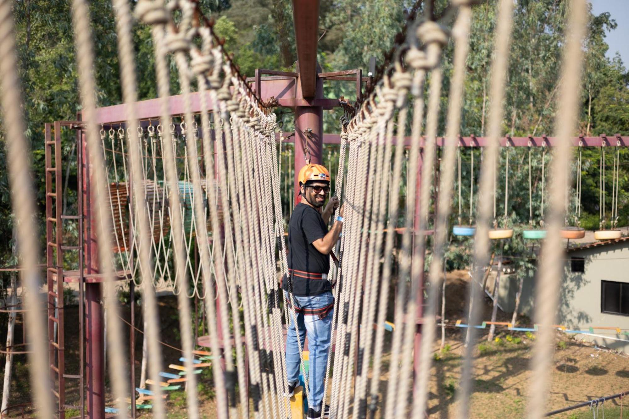 Vits Roccia Hill Resort And Adventure Park, Navapur Songadh Exterior foto